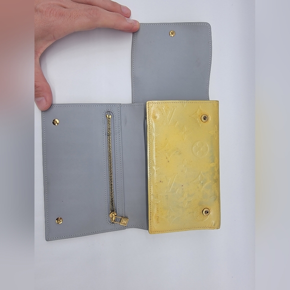 Authentic Preowned LV Vernis - Picture 8 of 14